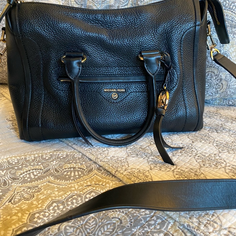 Michael Kors Medium Carine